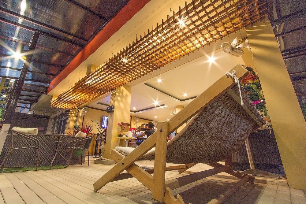 Cool Sea House Hotel Patong Exterior photo
